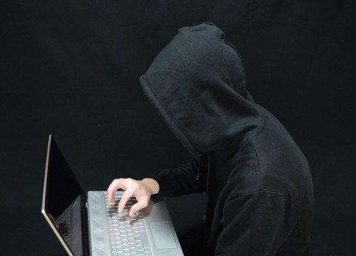 サイバー攻撃,エモテット,ウイルス